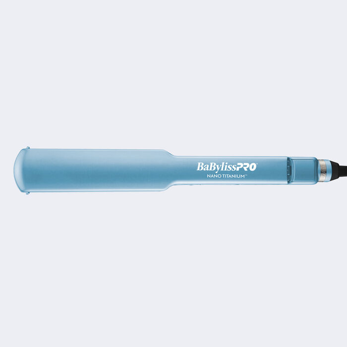 BaBylissPRO® Nano Titanium™ 1½ " Ultra-Thin Straightener, , hi-res image number 2 BaBylissPRO® Nano Titanium™ 1½ " Ultra-Thin Straightener, , hi-res image number 2